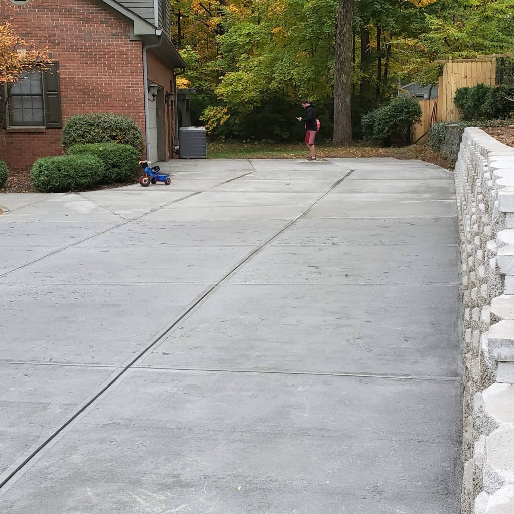 Concrete Driveway in Milwaukee WI Milwaukee Concrete Solutions Call Us Now 4143480670